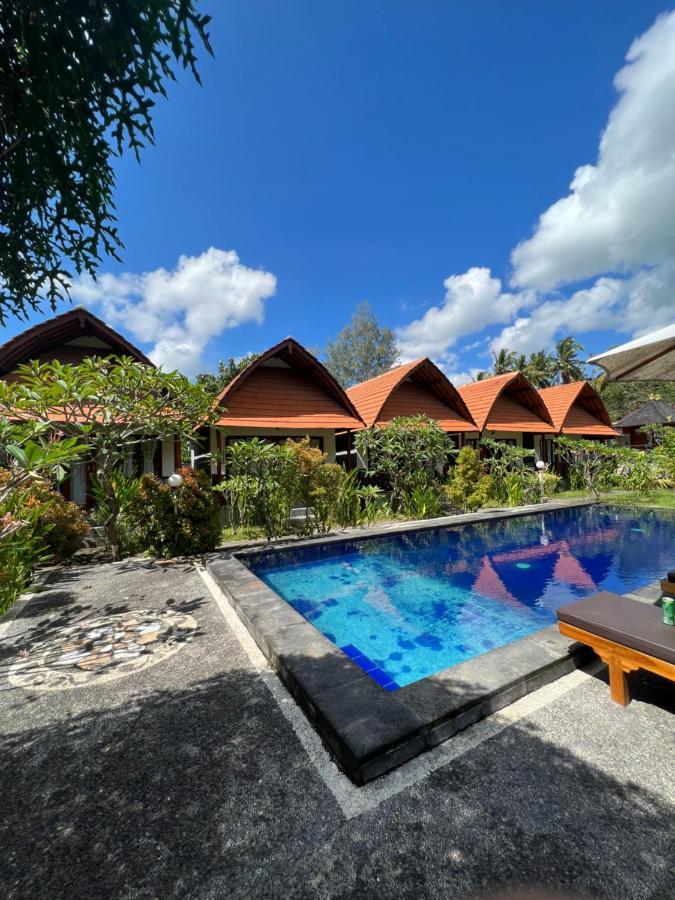 Sindhu Mesari Bungalow Toyapakeh Extérieur photo